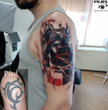 Překrytí staršího tribalu
